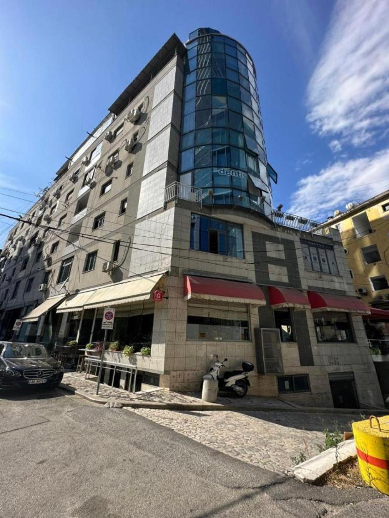 Premium Apartment In The Center Tirana Exterior photo